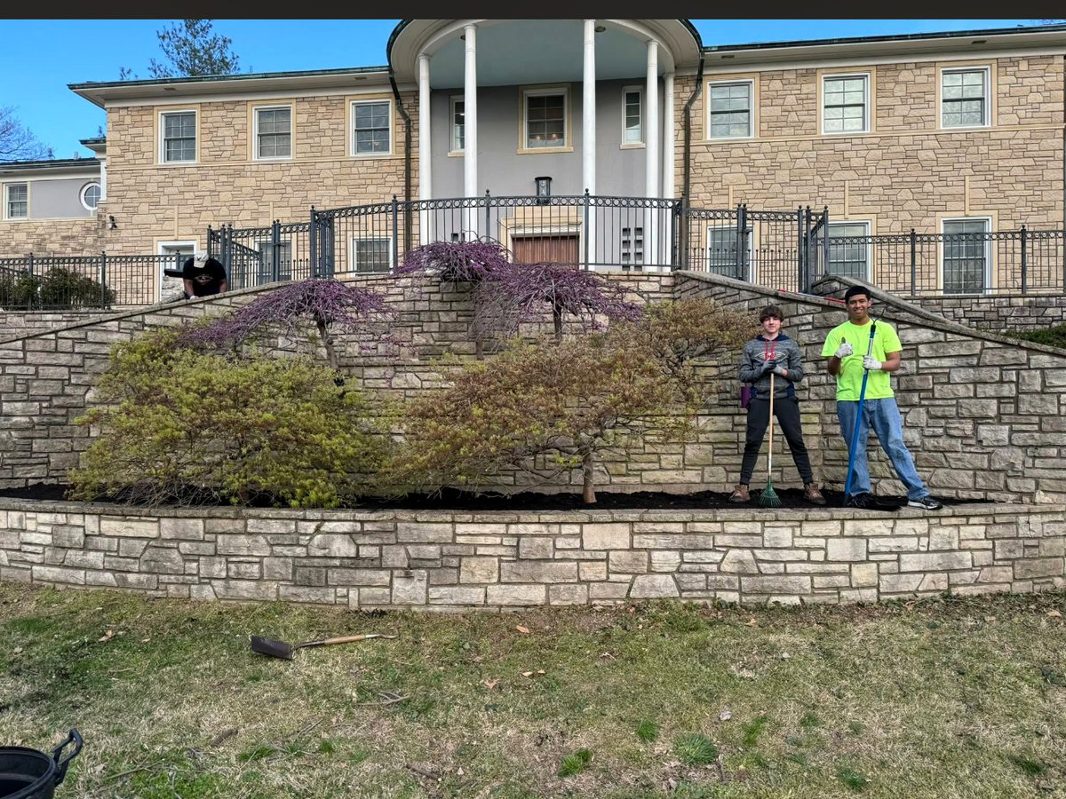 Stone terraces cut back &mdash; Cape Girardeau, MO